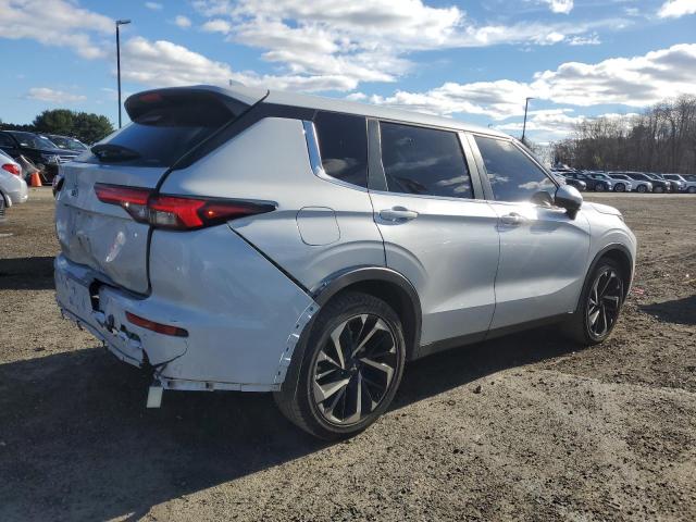 Фото 3 - MITSUBISHI OUTLANDER