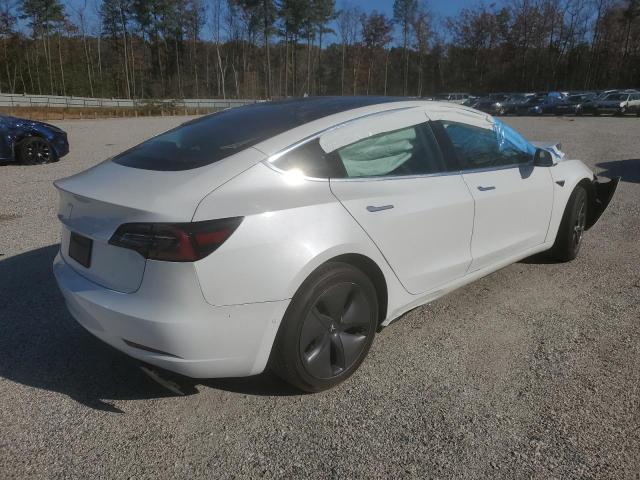 Фото 3 - TESLA MODEL 3