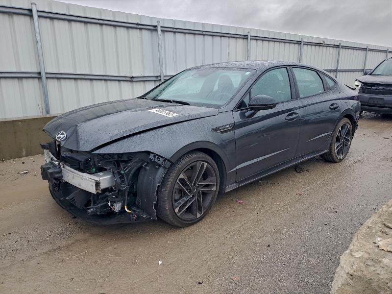 Фото 1 - HYUNDAI SONATA