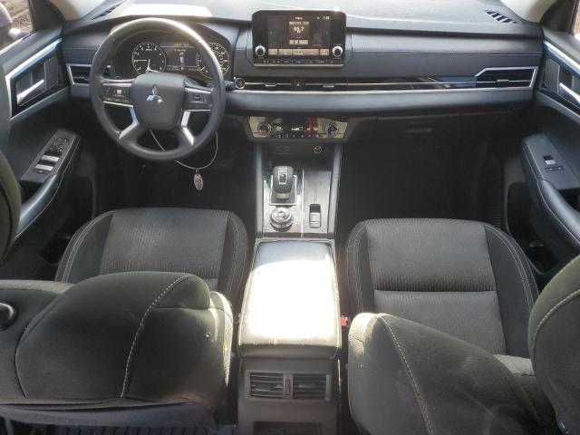 Фото 8 - MITSUBISHI OUTLANDER