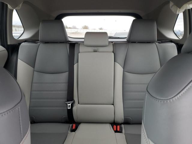 Фото 10 - TOYOTA RAV4