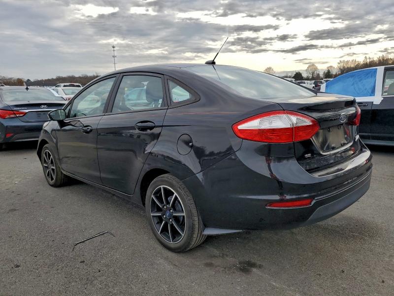 Фото 2 - FORD FIESTA