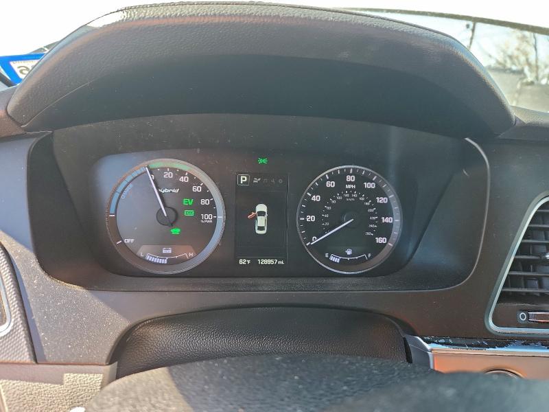 Фото 9 - HYUNDAI SONATA