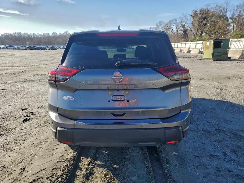 Фото 6 - NISSAN ROGUE