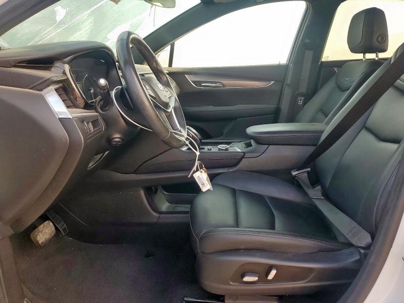 Фото 7 - CADILLAC XT5