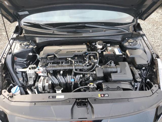 Фото 11 - HYUNDAI ELANTRA