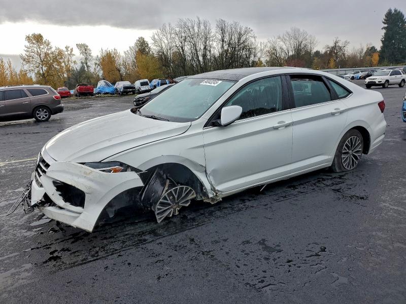 Фото 1 - VOLKSWAGEN JETTA