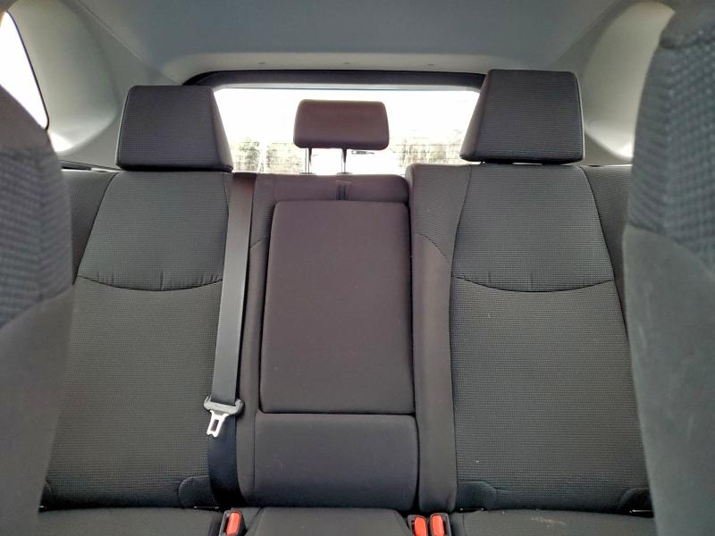 Фото 10 - TOYOTA RAV4