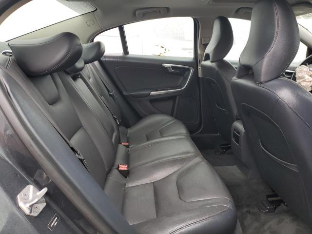 Фото 10 - VOLVO S60