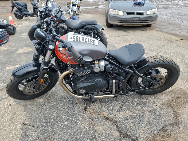 TRIUMPH BONNEVILLE 2025