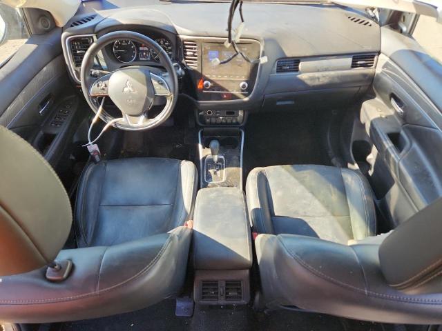 Фото 8 - MITSUBISHI OUTLANDER