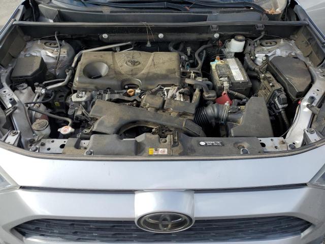 Фото 12 - TOYOTA RAV4