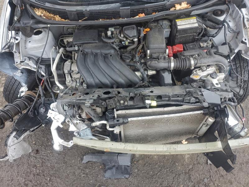 Фото 11 - NISSAN VERSA