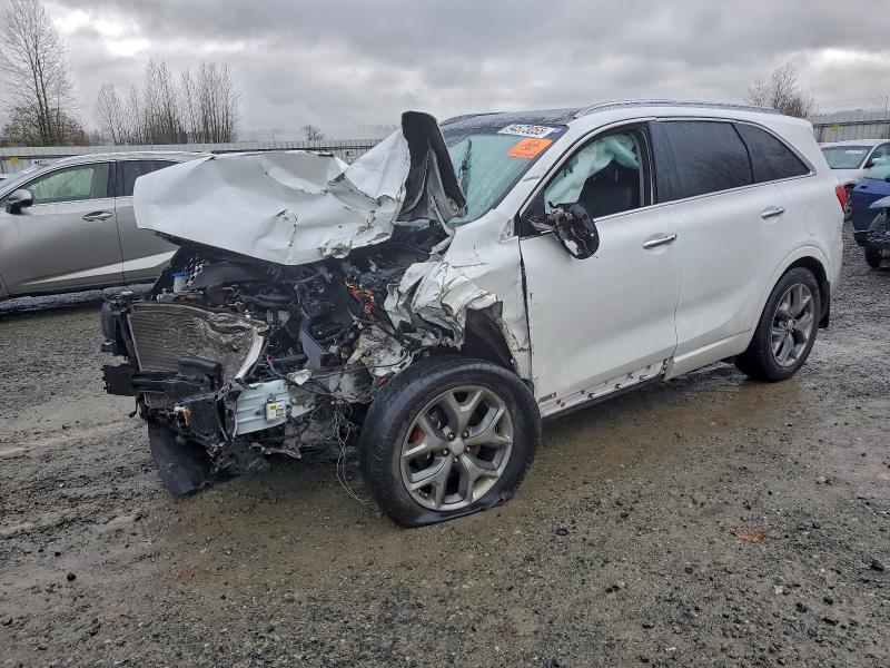 Фото 1 - KIA SORENTO