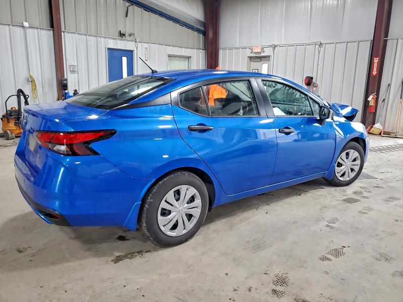 Фото 3 - NISSAN VERSA