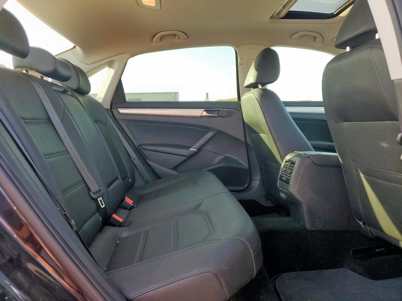 Фото 10 - VOLKSWAGEN PASSAT