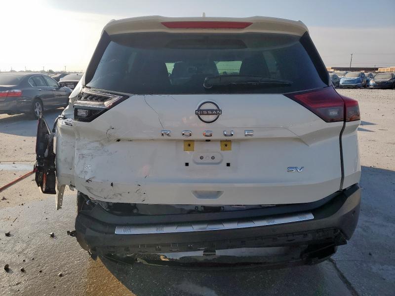 Фото 6 - NISSAN ROGUE