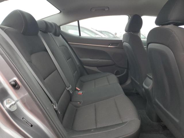 Фото 10 - HYUNDAI ELANTRA