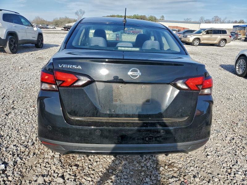 Фото 6 - NISSAN VERSA