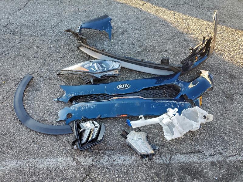 Фото 13 - KIA NIRO