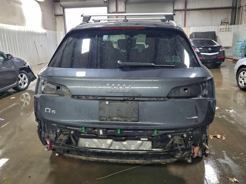 Фото 6 - AUDI Q5