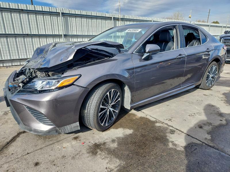 Фото 4 - TOYOTA CAMRY