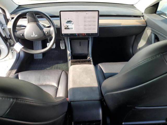 Фото 8 - TESLA MODEL 3