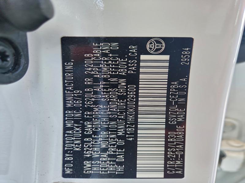 Фото 12 - TOYOTA CAMRY