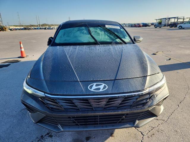 Фото 5 - HYUNDAI ELANTRA