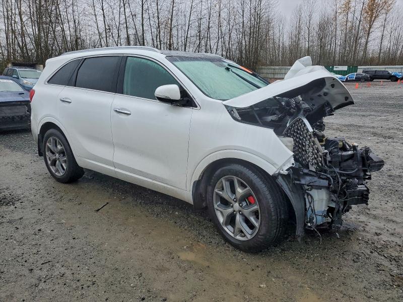 Фото 4 - KIA SORENTO