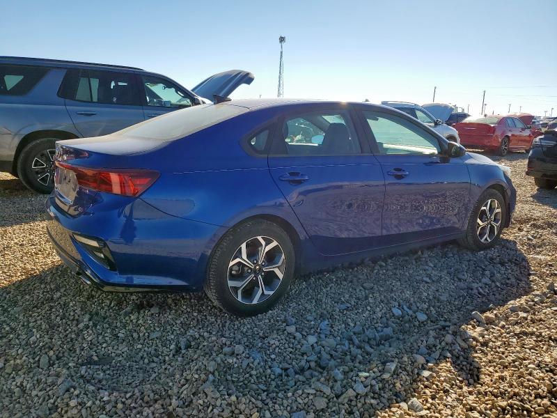 Фото 3 - KIA FORTE