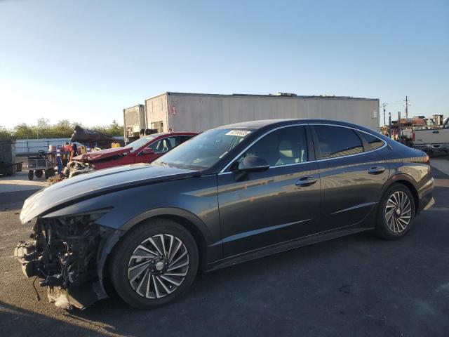 Фото 1 - HYUNDAI SONATA