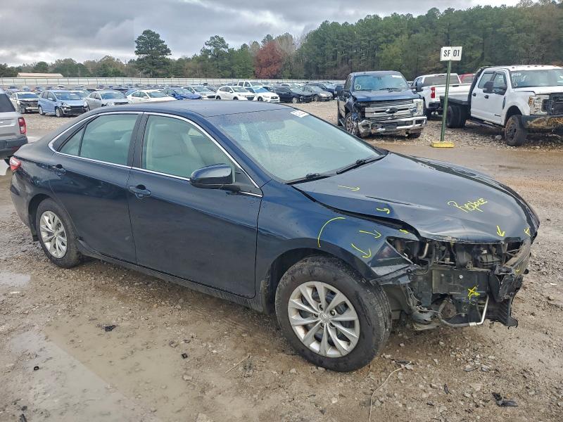 Фото 4 - TOYOTA CAMRY