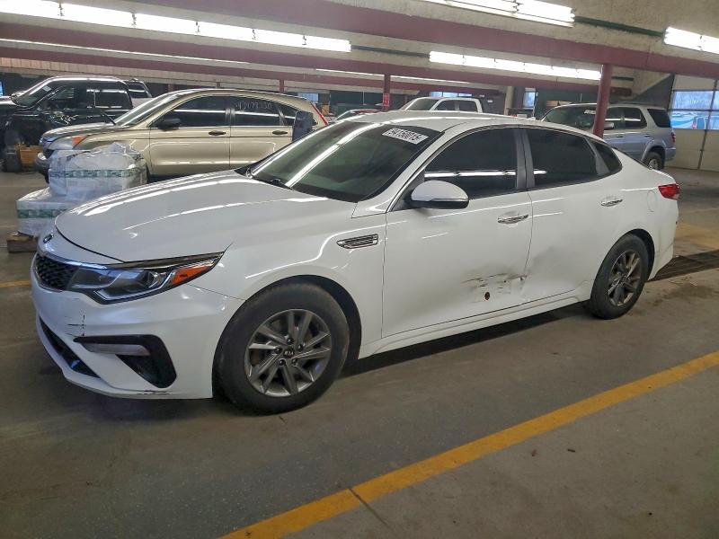 Фото 1 - KIA OPTIMA