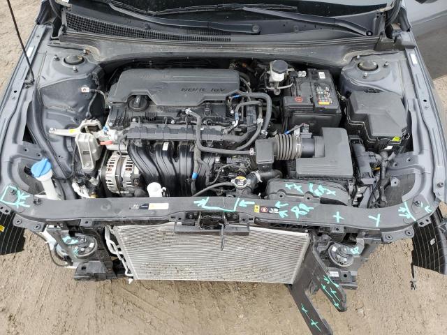 Фото 11 - HYUNDAI ELANTRA