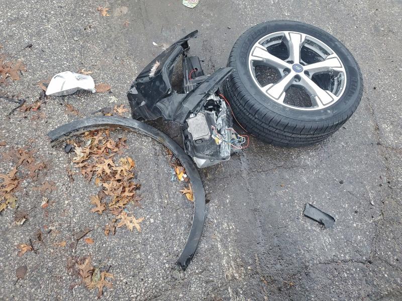 Фото 13 - FORD ESCAPE