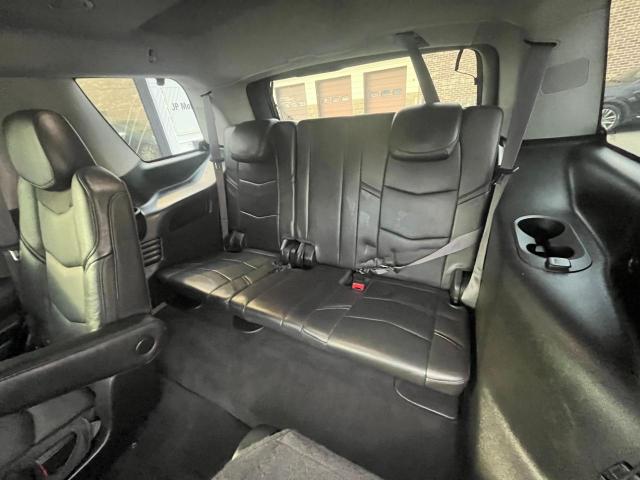 Фото 9 - CADILLAC ESCALADE