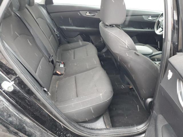 Фото 10 - KIA FORTE