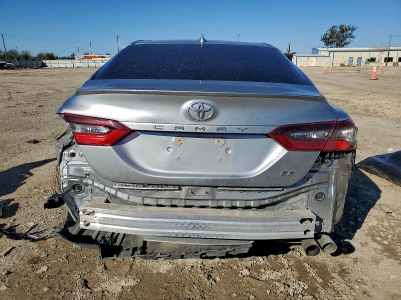 Фото 6 - TOYOTA CAMRY