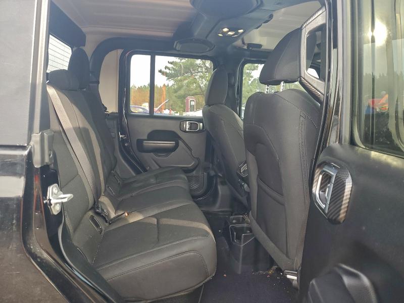 Фото 10 - JEEP GLADIATOR