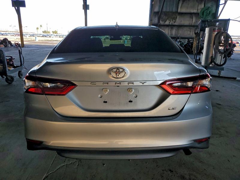 Фото 6 - TOYOTA CAMRY