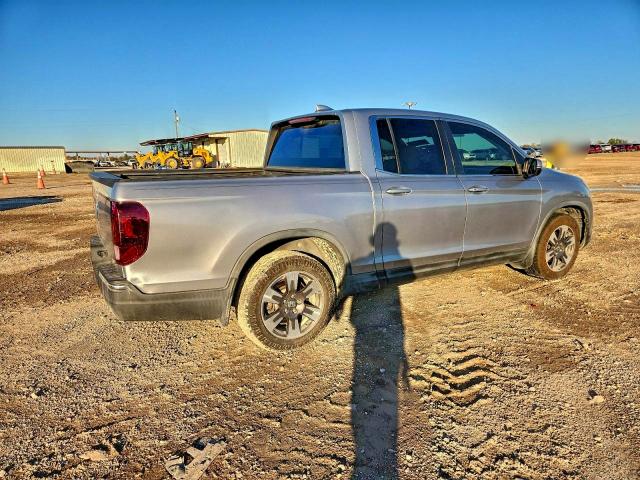 Фото 3 - HONDA RIDGELINE