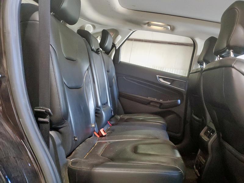 Фото 10 - FORD EDGE