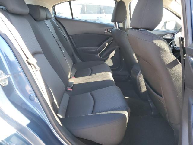 Фото 10 - MAZDA 3