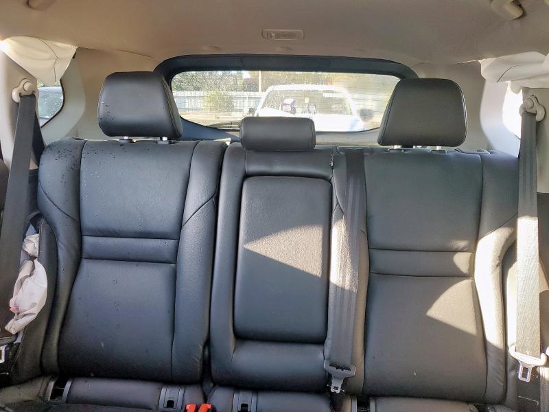 Фото 10 - NISSAN ROGUE