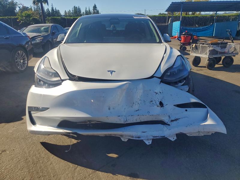 Фото 5 - TESLA MODEL 3