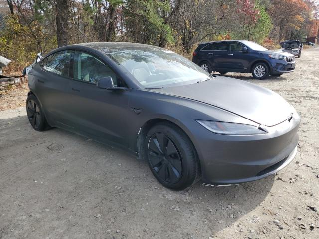 Фото 4 - TESLA MODEL 3