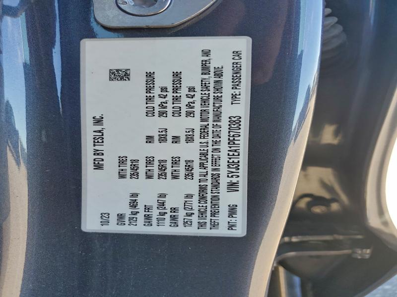 Фото 12 - TESLA MODEL 3