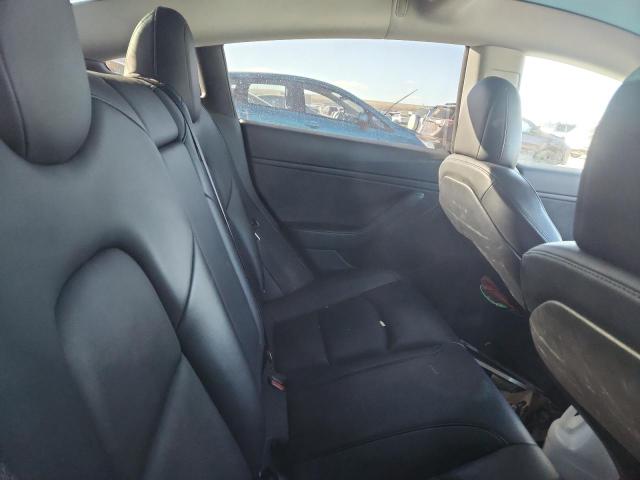 Фото 10 - TESLA MODEL 3