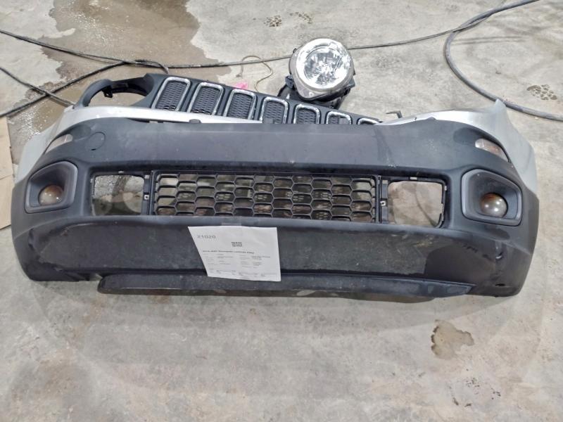 Фото 12 - JEEP RENEGADE